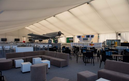 VIP-Zelt Innenansicht