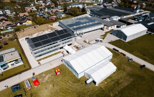 Mayr Schulmöbel 20x35m