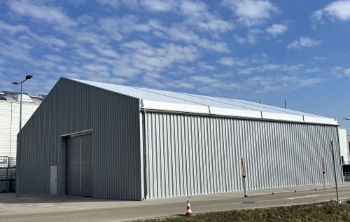 Systembauhalle 20x20m, Trapezblechausführung